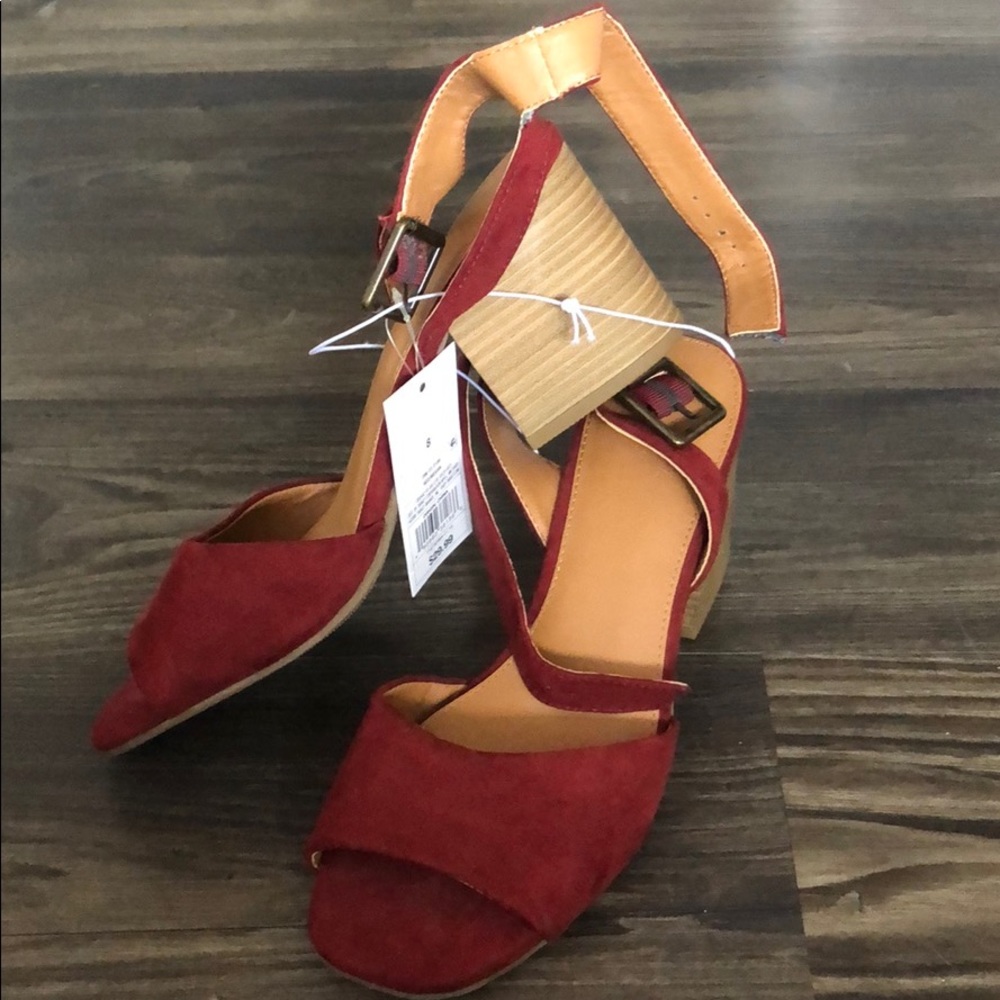 Strappy Heel